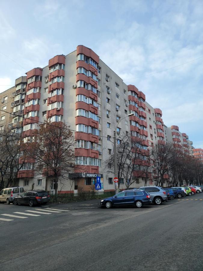 Апартаменты Quiet, Relaxing, Family Friendly Бухарест Экстерьер фото